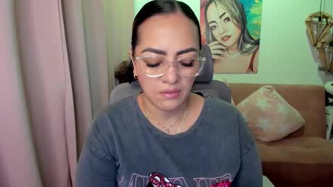 Snapshot of marianalopez81 chatting on November 25, 12:54 am Mariana Lopez online show from November 25, 12:54 am