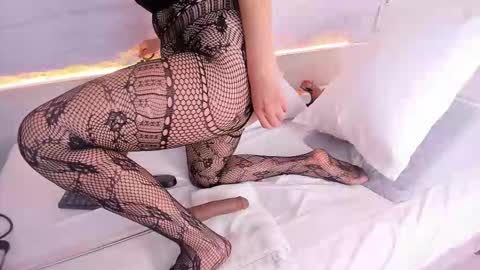 Mariana online show from October 16, 12:50 pm