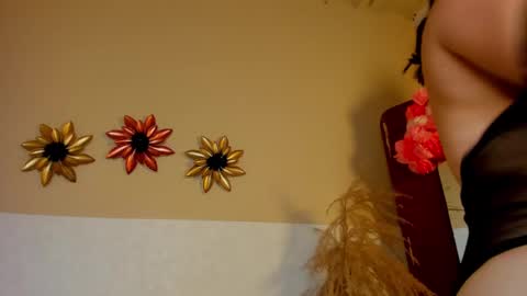 marianeporter online show from December 22, 10:36 pm