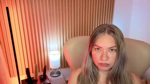 Marian Love  online show from September 29, 10:53 am