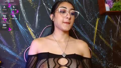 Marian online show from March 3, 8:21 pm