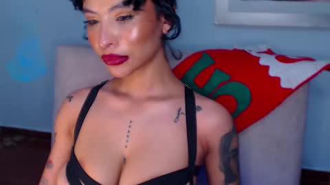 M A R I A N E online show from December 16, 8:31 am