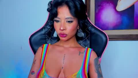 M A R I A N E online show from January 21, 5:16 am