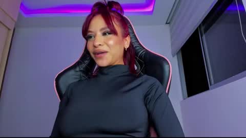 M A R I A N E online show from February 27, 7:44 am