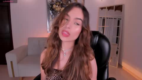 Snapshot of mariannelane1 chatting on February 18, 1:10 am Marianne online show from February 18, 1:10 am