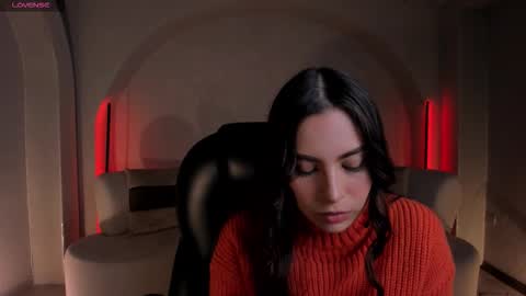 Snapshot of mariannelane1 chatting on November 27, 11:40 pm Marianne online show from November 27, 11:40 pm