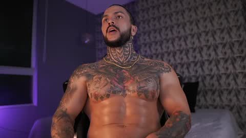 Snapshot of mariano_costa chatting on December 16, 6:10 am Mariano Costa online show from December 16, 6:10 am