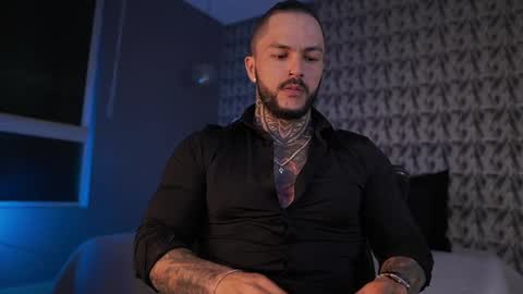 Snapshot of mariano_costa chatting on January 19, 4:54 am Mariano Costa online show from January 19, 4:54 am