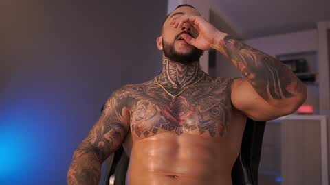 Snapshot of mariano_costa chatting on February 1, 12:18 am Mariano Costa online show from February 1, 12:18 am