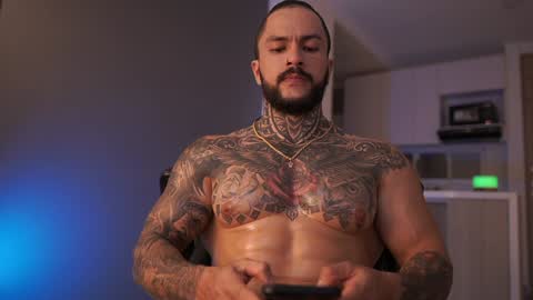 Snapshot of mariano_costa chatting on February 7, 11:55 pm Mariano Costa online show from February 7, 11:55 pm