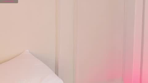 Maria Pettit online show from October 7, 10:56 am