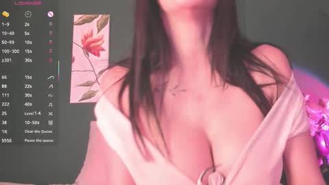 Snapshot of mariateresa11 chatting on November 23, 11:21 am Theressa online show from November 23, 11:21 am