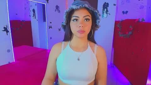 Snapshot of maribelsex303av chatting on September 25, 11:36 am maribelsex303av online show from September 25, 11:36 am