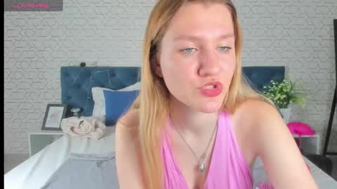 mariel_brown online show from December 12, 11:29 am