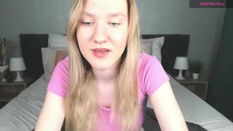 mariel_brown online show from January 24, 11:04 am