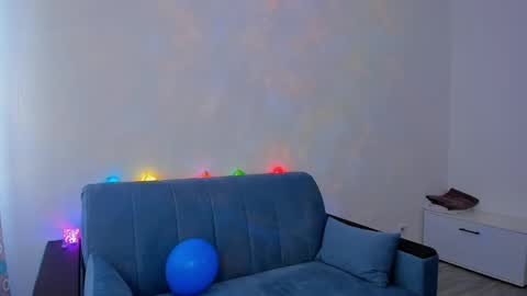 Snapshot of marilinal chatting on February 12, 7:02 am Marilina online show from February 12, 7:02 am