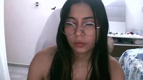 Snapshot of marilove40925 chatting on November 10, 10:09 pm marilove40925 online show from November 10, 10:09 pm