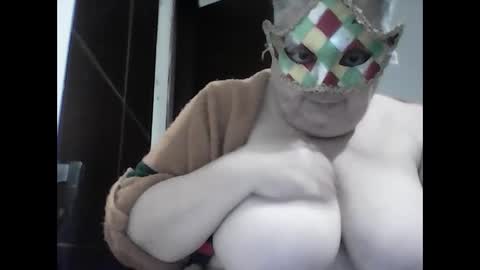 marilu64 online show from December 12, 9:04 pm