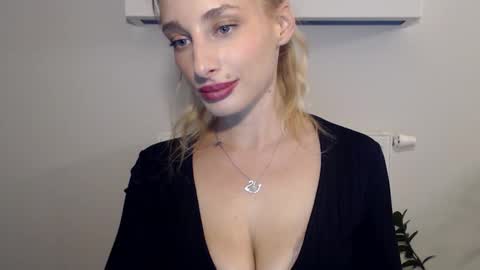 MarilynDevilish online show from January 15, 7:12 pm