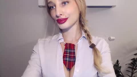 MarilynDevilish online show from January 22, 3:40 pm
