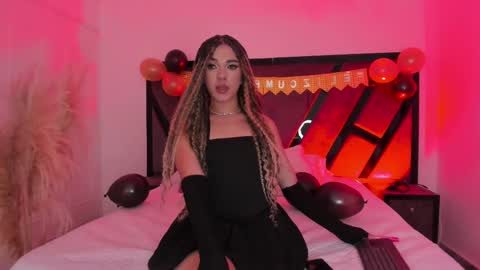 Snapshot of marilyndupont chatting on October 2, 5:03 am Marilyn online show from October 2, 5:03 am