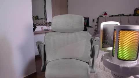 Marin kitoko online show from October 31, 7:59 pm