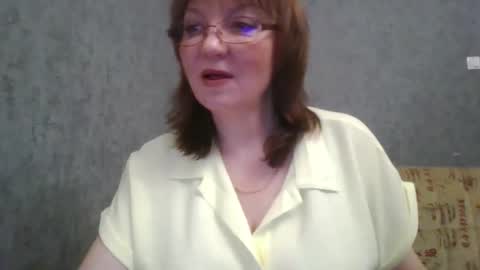 marinamrs online show from November 14, 9:13 pm