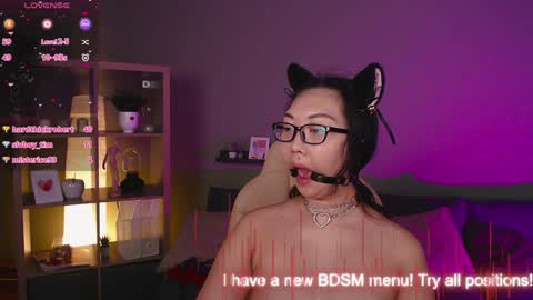 Marine  online show from February 5, 8:35 pm