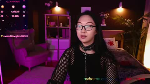 Marine  online show from March 6, 5:33 pm