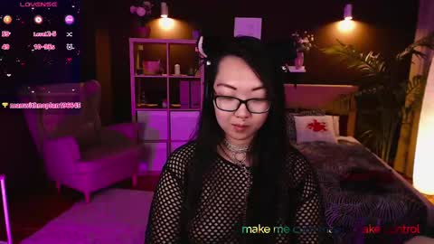 Marine  online show from March 6, 8:37 pm