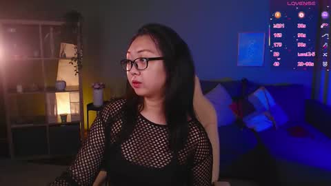 Marine  online show from September 26, 2:10 pm