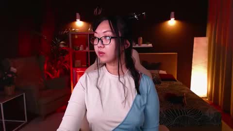 Marine  online show from October 13, 2:06 pm