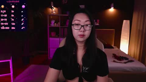 Marine  online show from November 3, 2:07 pm