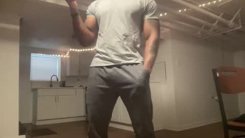 Snapshot of marineguyk19 chatting on December 13, 7:53 pm Z online show from December 13, 7:53 pm