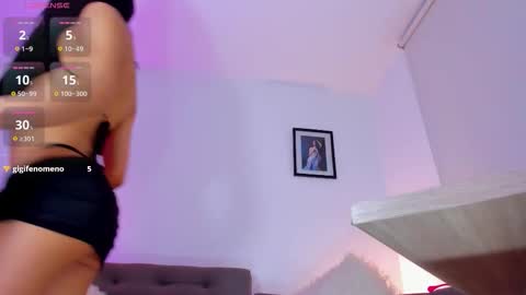 Snapshot of marinelaveau chatting on November 22, 11:37 pm marinelaveau online show from November 22, 11:37 pm