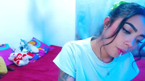 marisa online show from December 7, 2:31 am