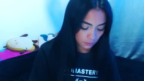 marisa online show from December 10, 2:05 am