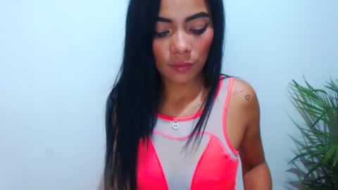 marisa online show from December 15, 3:45 am