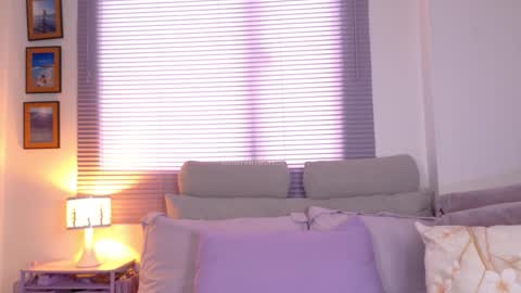    online show from September 23, 7:06 pm