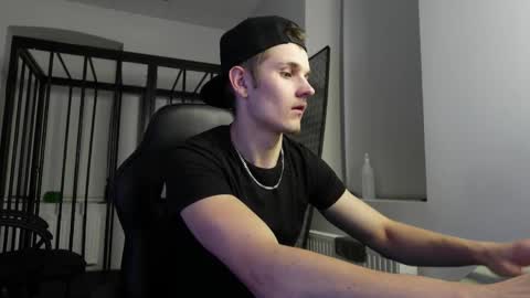 Snapshot of mark_karson chatting on September 30, 6:57 pm MARK KARSON online show from September 30, 6:57 pm