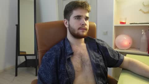 MARK MAXIM online show from October 15, 1:44 pm