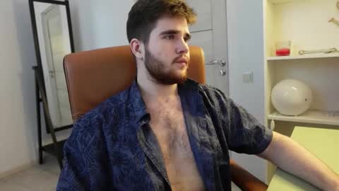 MARK MAXIM online show from October 20, 1:55 pm