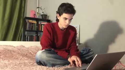 Mark online show from November 7, 7:19 am