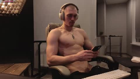 Snapshot of mark_stiff chatting on December 28, 8:04 pm Mark online show from December 28, 8:04 pm