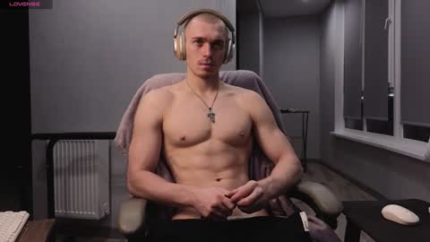 Snapshot of mark_stiff chatting on December 29, 3:03 pm Mark online show from December 29, 3:03 pm