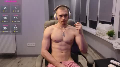 Snapshot of mark_stiff chatting on January 9, 7:08 pm Mark online show from January 9, 7:08 pm