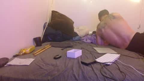 markymark101825061 online show from January 2, 10:48 am