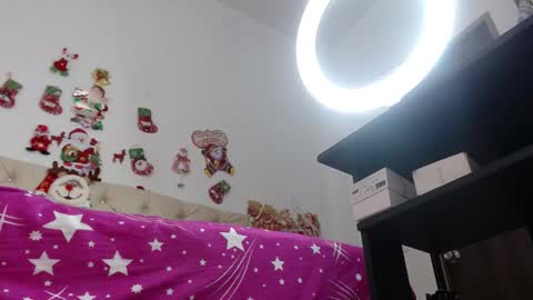 Snapshot of marlymilf6 chatting on December 7, 7:43 pm Marly online show from December 7, 7:43 pm