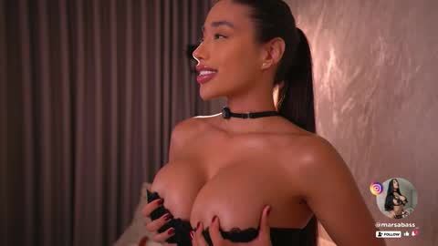 Snapshot of marsabass chatting on October 22, 12:27 pm online show from October 22, 12:27 pm