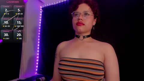 Snapshot of marsdoll chatting on February 8, 12:49 am Marsdoll online show from February 8, 12:49 am